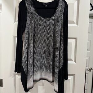 Karen Kane pullover tunic blouse in size XL